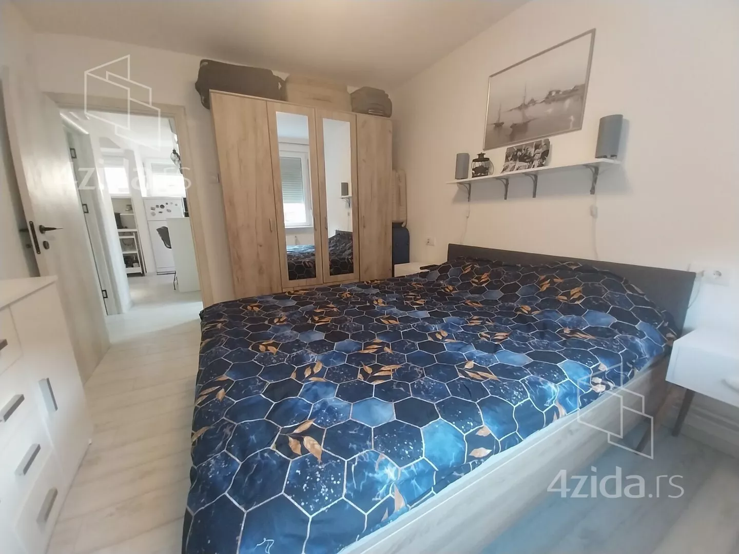 Dvoiposoban stan | 4zida