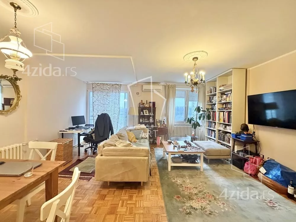 Dvoiposoban stan | 4zida