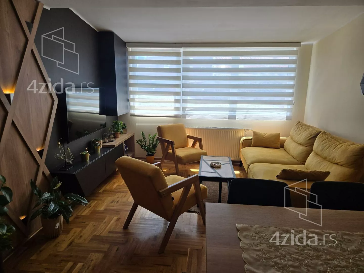 Troiposoban stan | 4zida