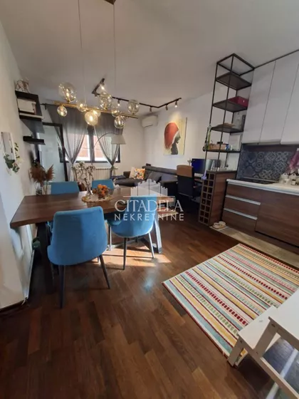 Milice Milojković | 4zida.rs