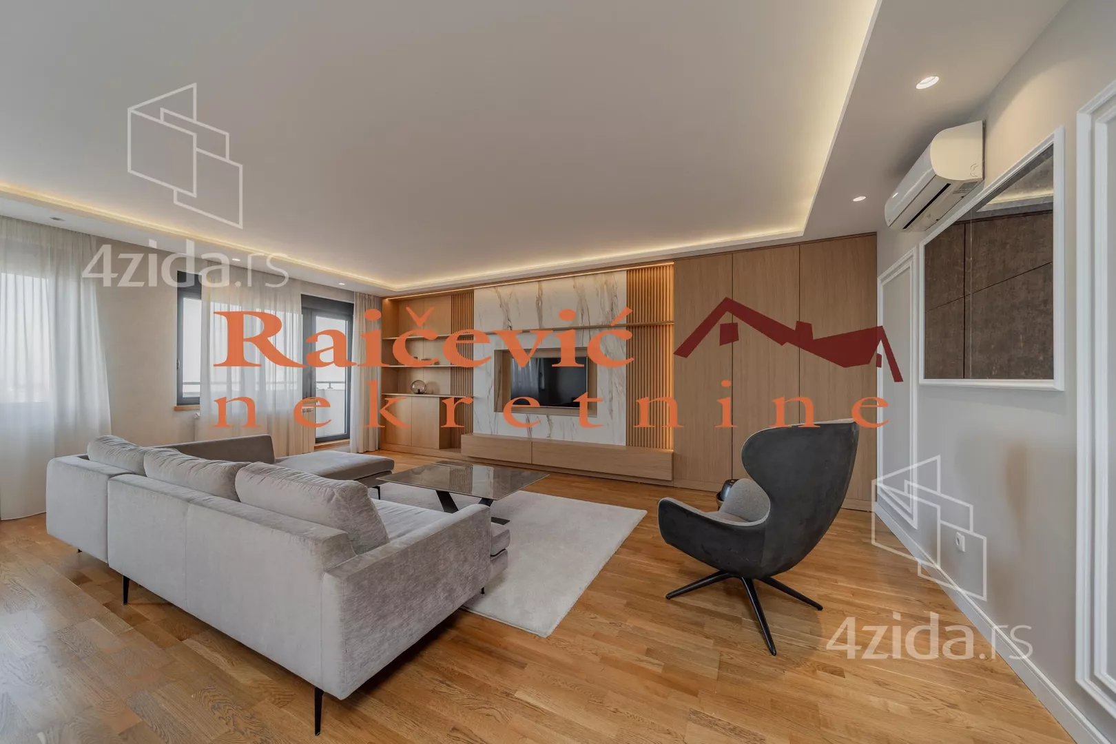 Četvorosoban stan | 4zida