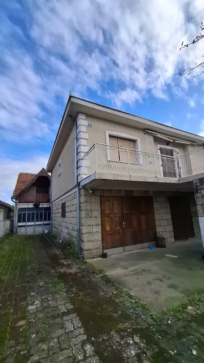 Gradske lokacije | 4zida.rs