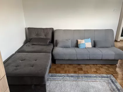 Šekspirova | 4zida.rs