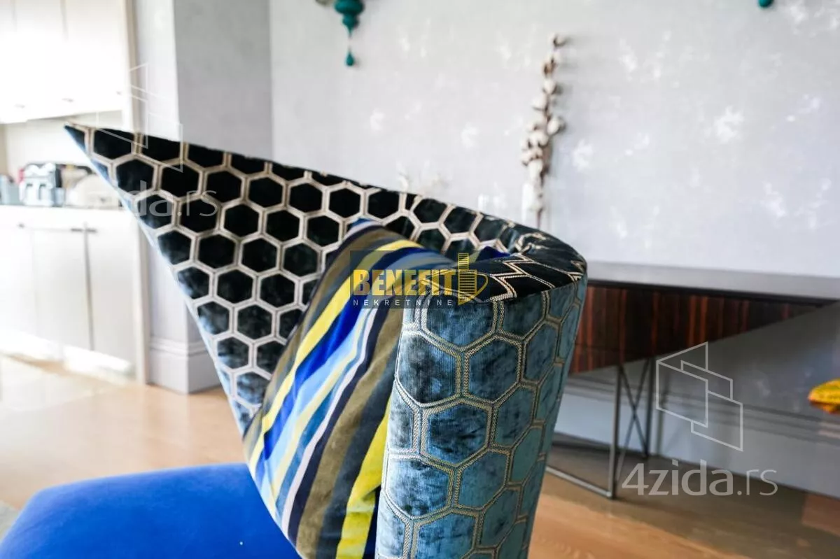 Petosoban stan | 4zida