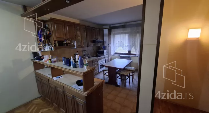 3-etažna kuća | 4zida