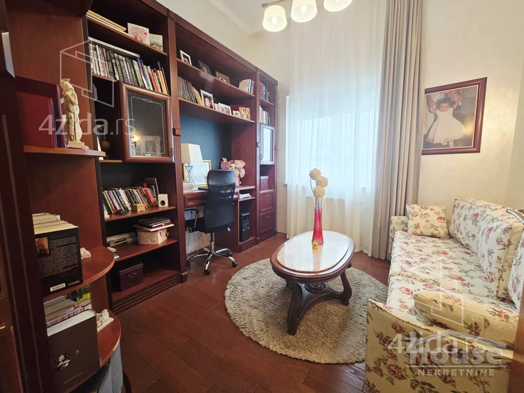 Petosoban stan | 4zida