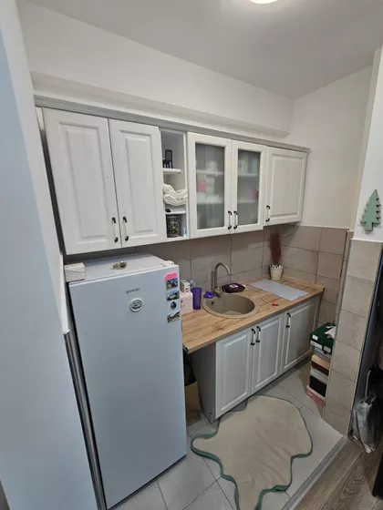 Stevana Ivanovića 1b | 4zida.rs