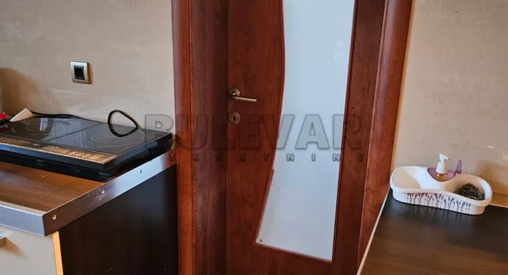 Lokal | 4zida