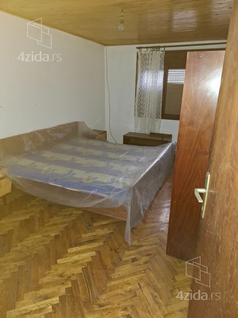 Kuća – Bogatić - Prikaz 2