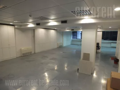 KNEZ MIHAILOVA | 4zida.rs