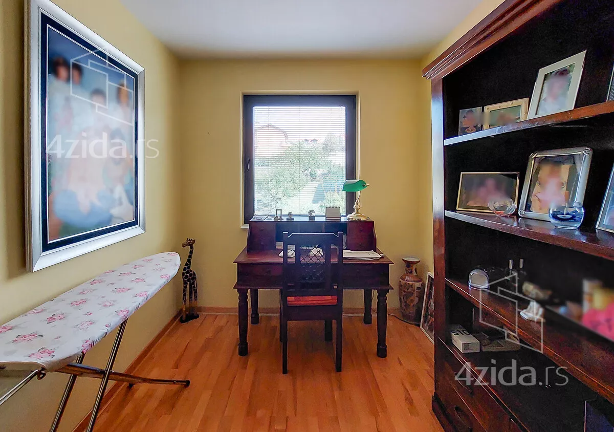 5-etažna kuća | 4zida