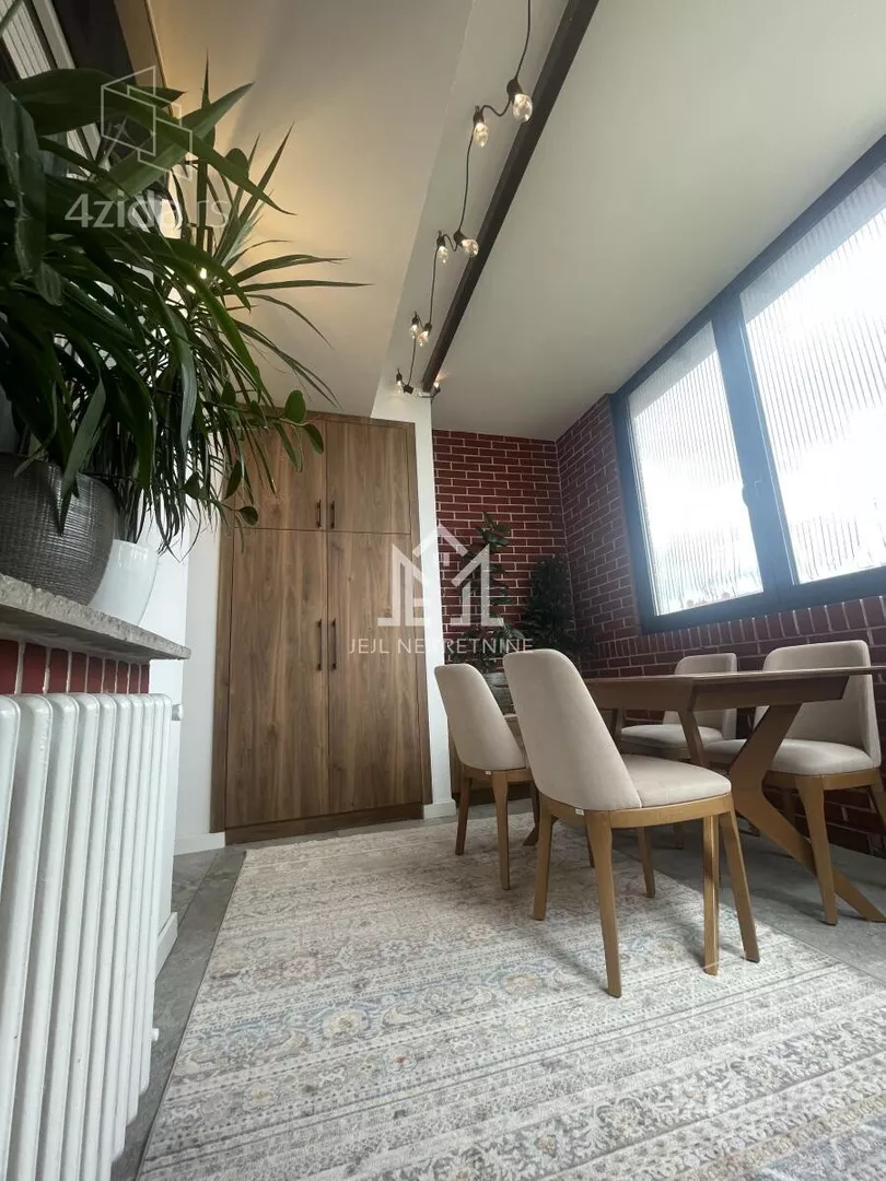 Troiposoban stan | 4zida