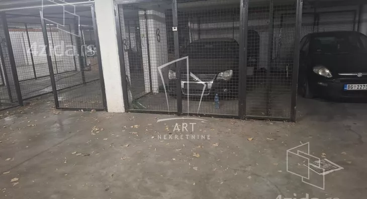 Garaža | 4zida