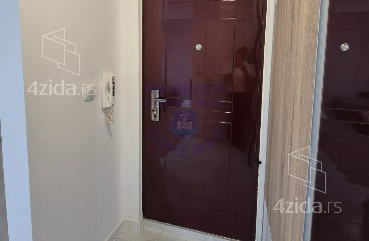 Garsonjera | 4zida