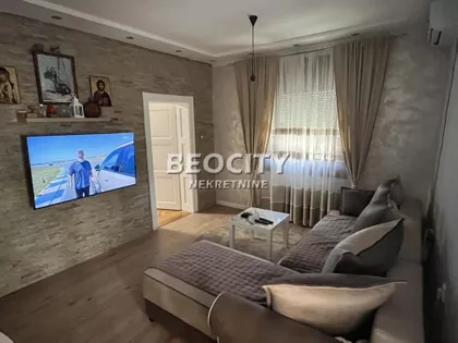 Boze Kuzmanovica | 4zida.rs