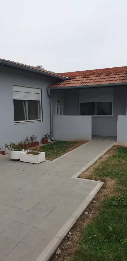 Petra Seratlića 17 | 4zida.rs