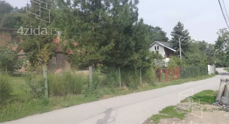 Plac | 4zida
