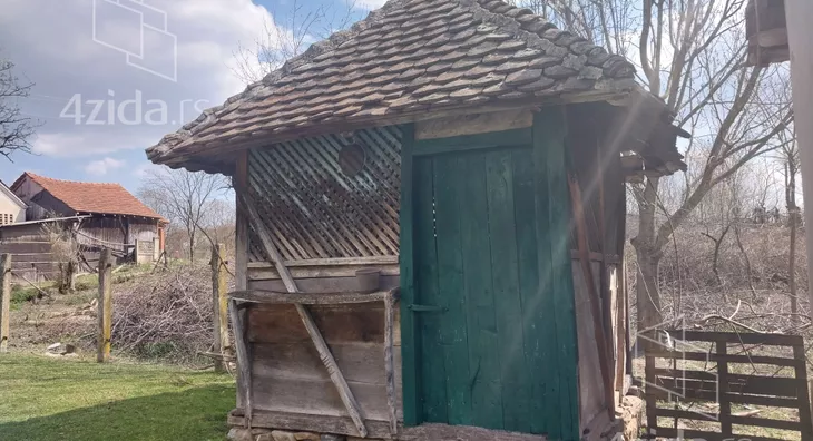 4-etažna kuća | 4zida