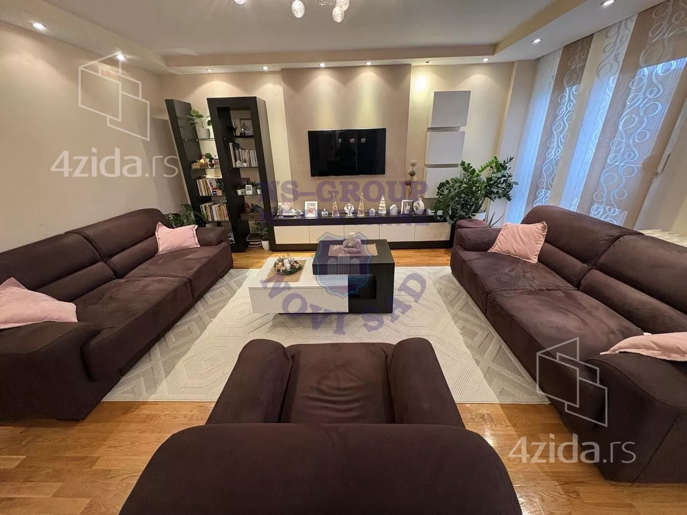 Trosoban stan | 4zida