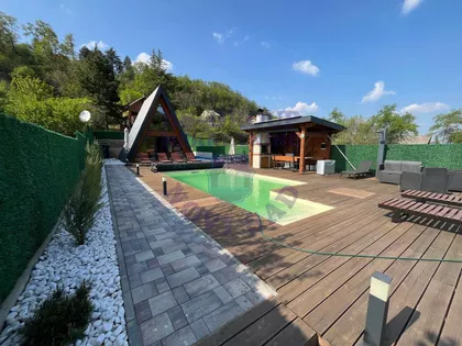 Okolne lokacije | 4zida.rs