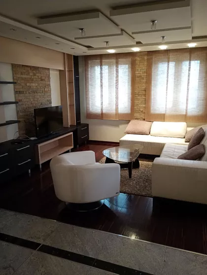 Gradske lokacije | 4zida.rs