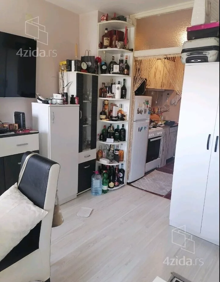 Garsonjera | 4zida