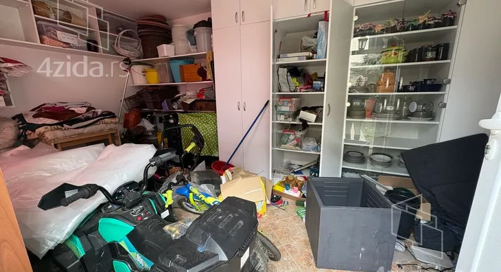 3-etažna kuća | 4zida