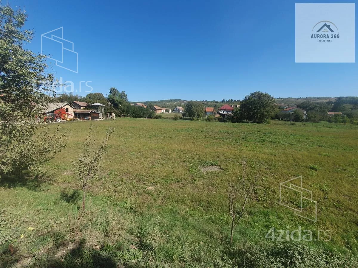 Plac | 4zida