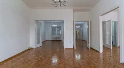 Trg Nikole Pašića | 4zida.rs