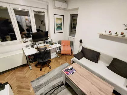 Cara Dušana | 4zida.rs