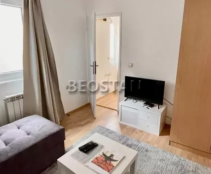 Laze Jovanovica Porcija | 4zida.rs