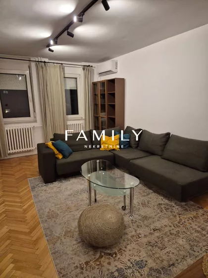 Radomira Raše Radujkova | 4zida.rs