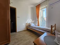 Poslovna zgrada | 4zida