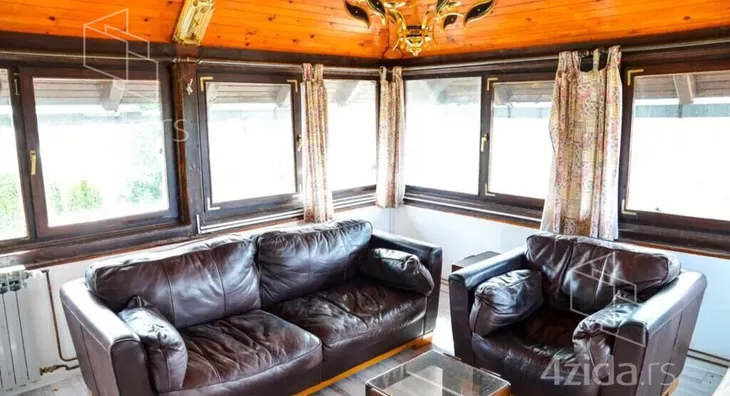 4-etažna kuća | 4zida