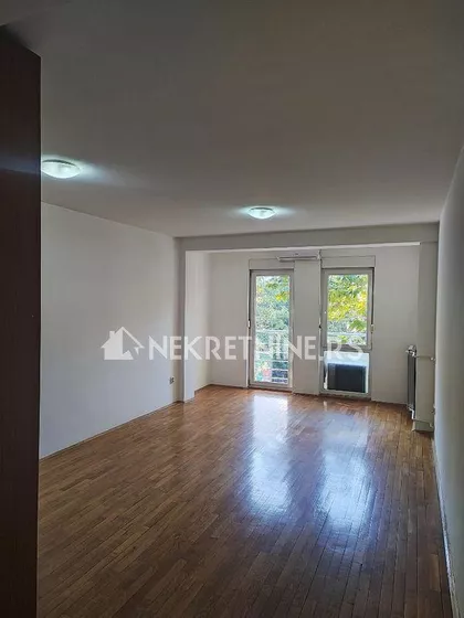 Bulevar oslobođenja | 4zida.rs