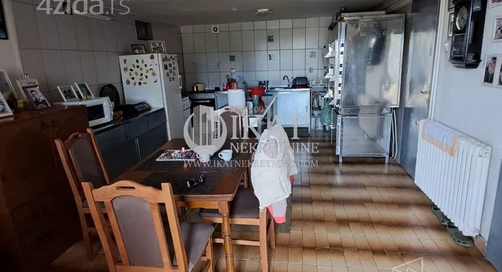 3-etažna kuća | 4zida