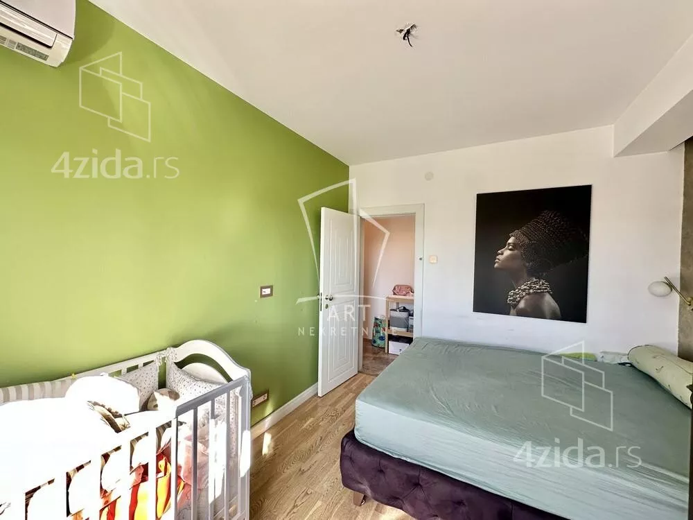 Petosoban stan | 4zida