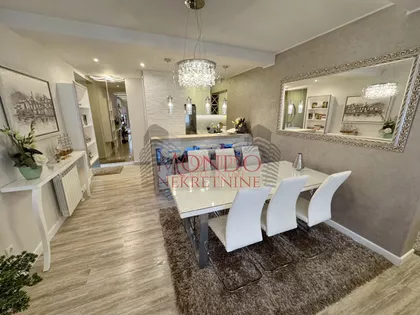 Dom Zdravlja | 4zida.rs