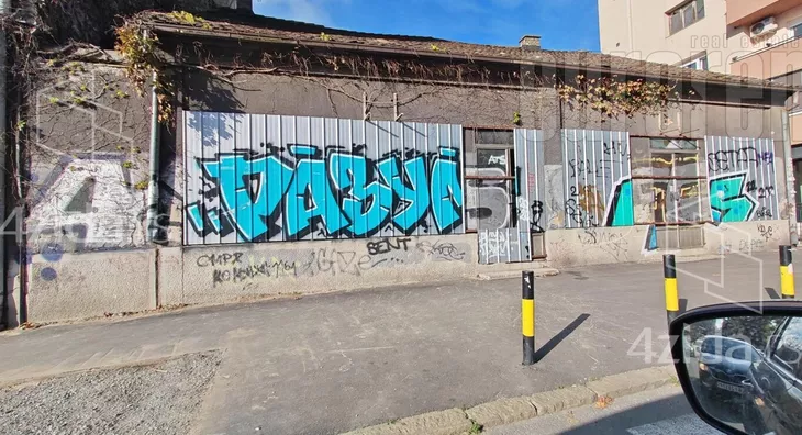 Lokal | 4zida