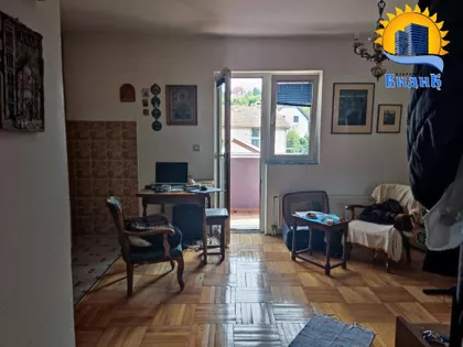 17. Oktobra | 4zida.rs