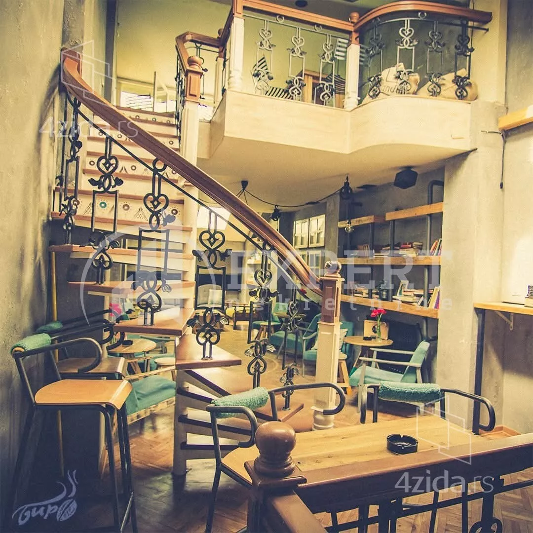 Lokal | 4zida
