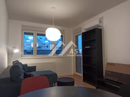 Bate Brkića | 4zida.rs