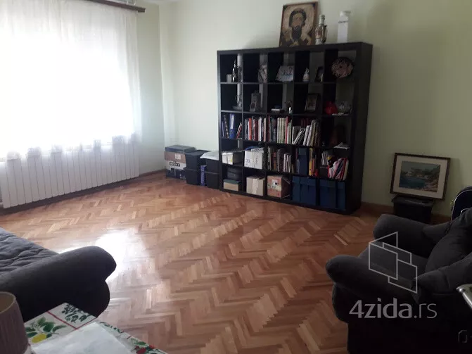 3-etažna kuća | 4zida