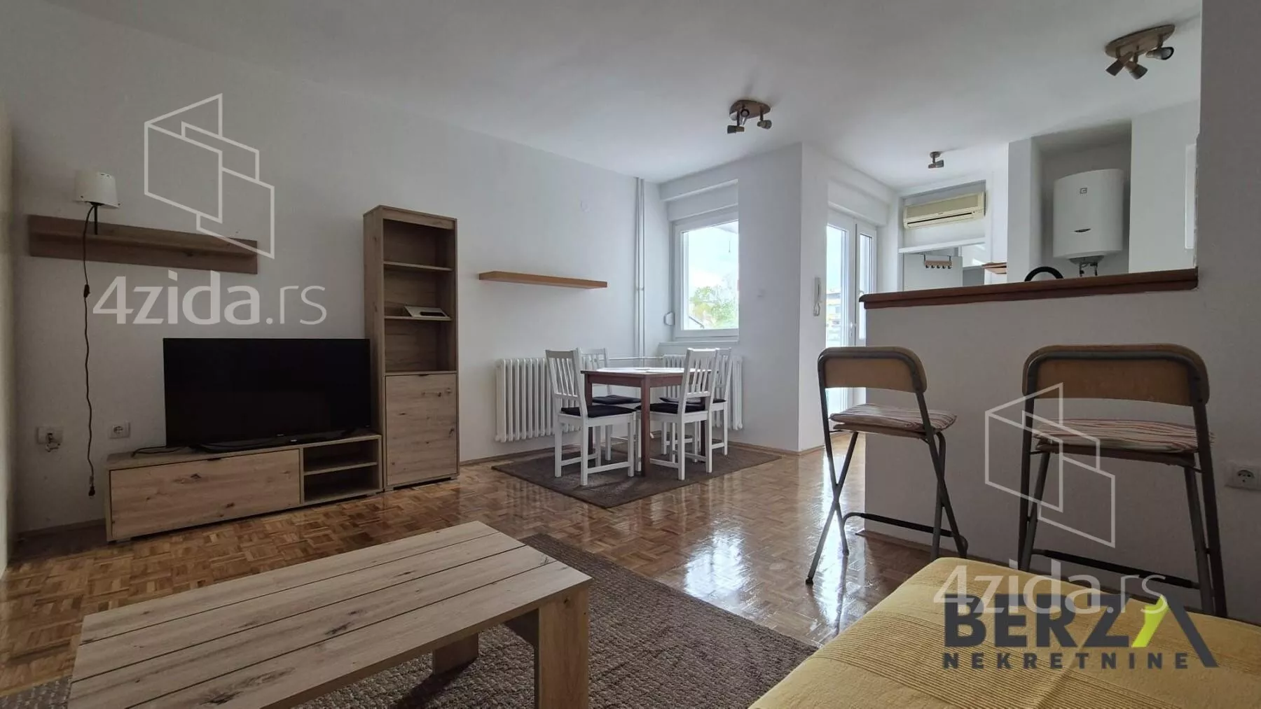 Jednoiposoban stan | 4zida