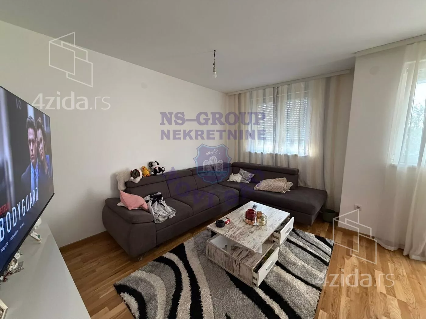 Troiposoban stan | 4zida