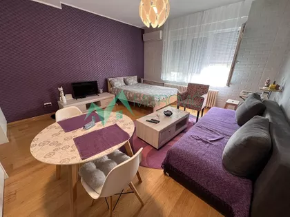 Novi Sad - Centar | 4zida.rs