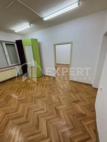 Cara Dušana | 4zida.rs