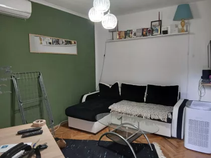 Svetosavska | 4zida.rs