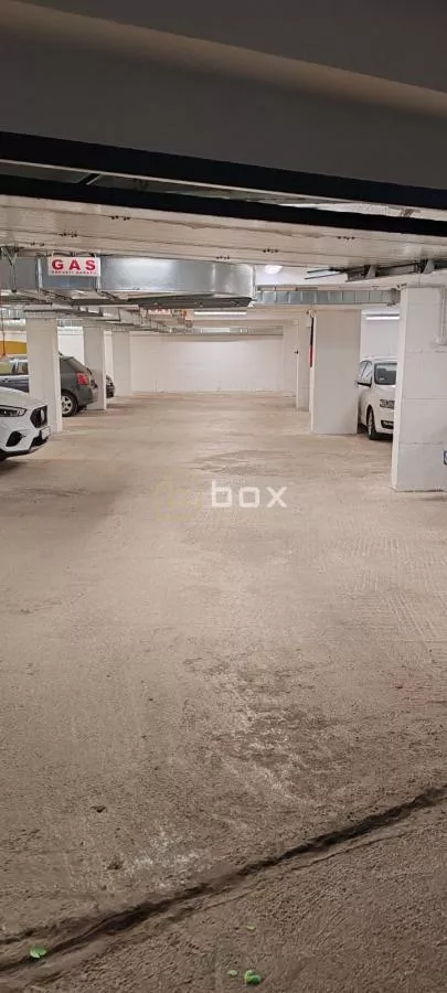 Medicinski Fakultet | 4zida.rs