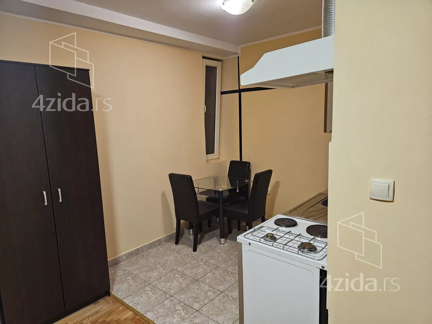 Garsonjera | 4zida